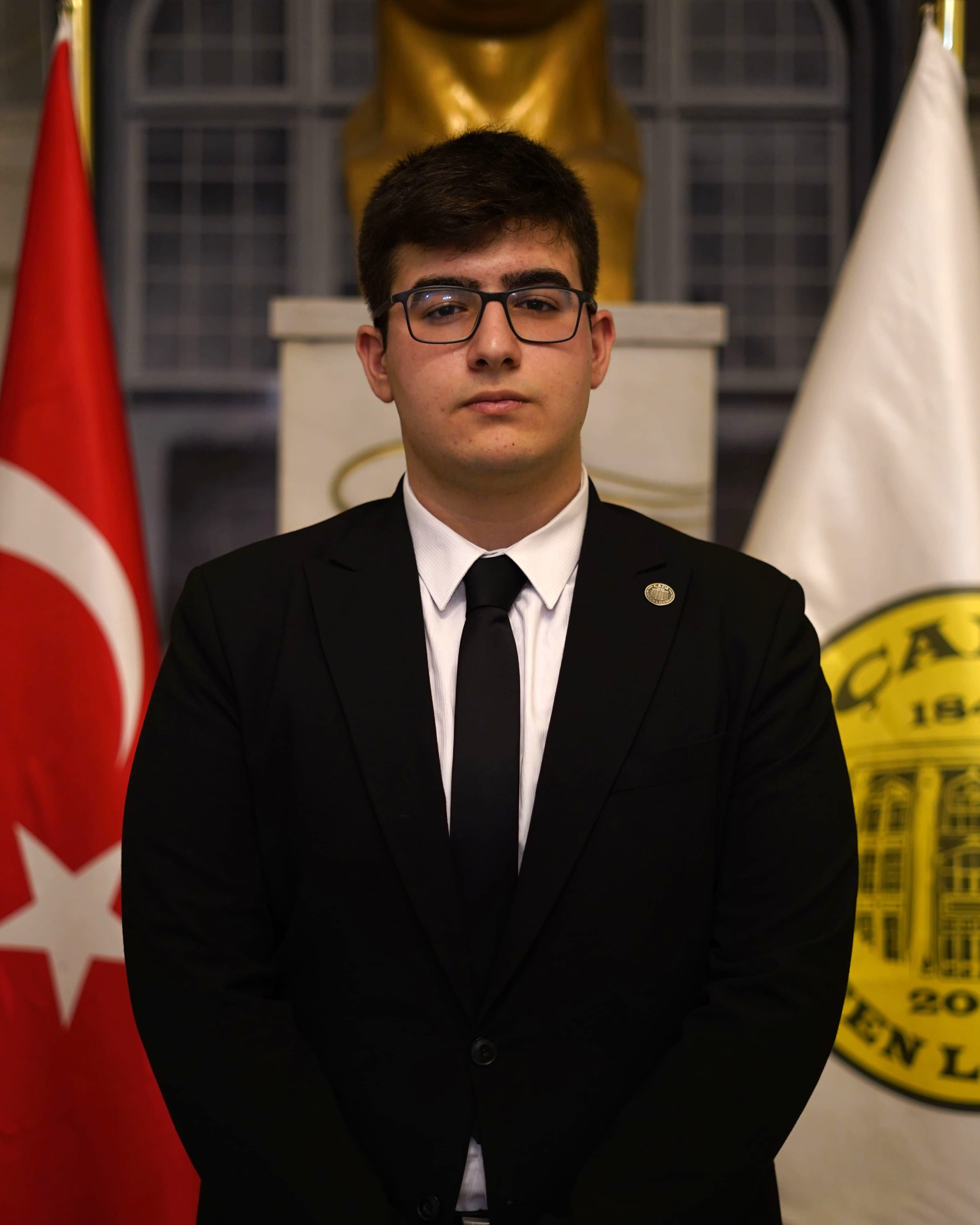 Co-Head of Logistics Photo